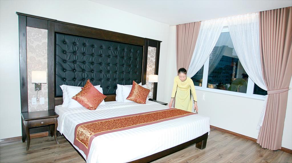 Park Hotel 2*
