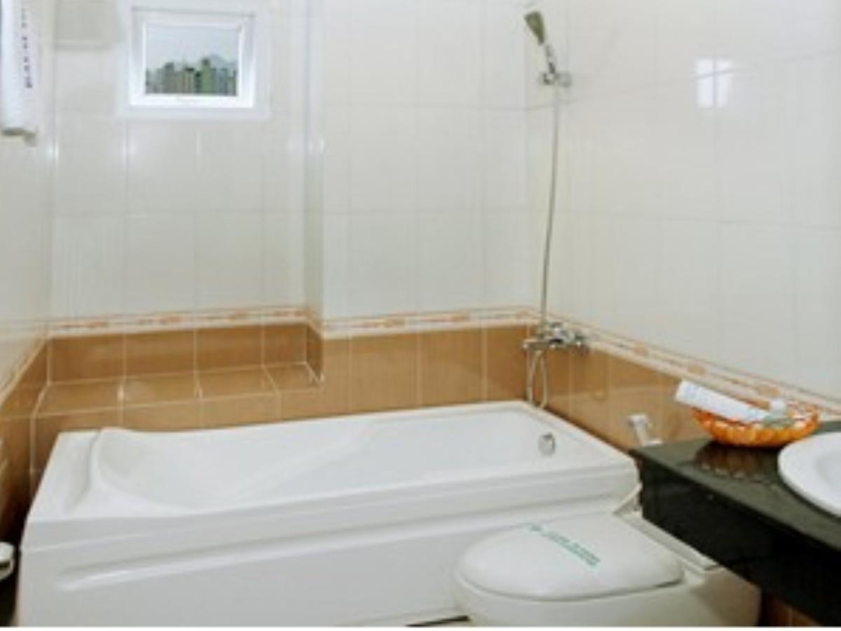 Bach Duong Hotel 2*