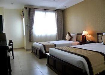 Sunny Hotel 3*