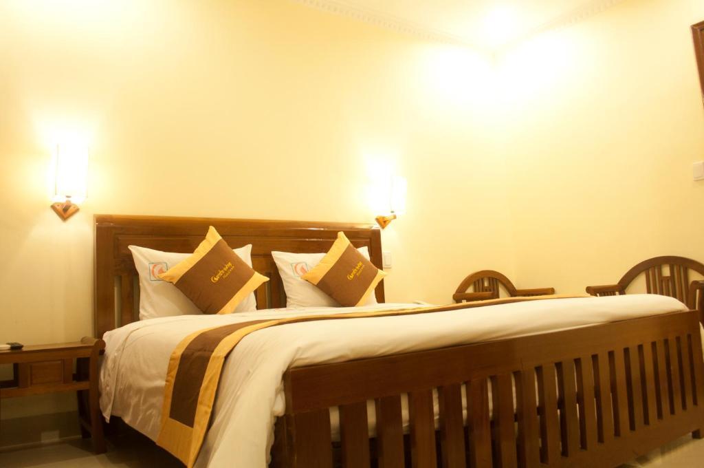 Bien Vang Hotel