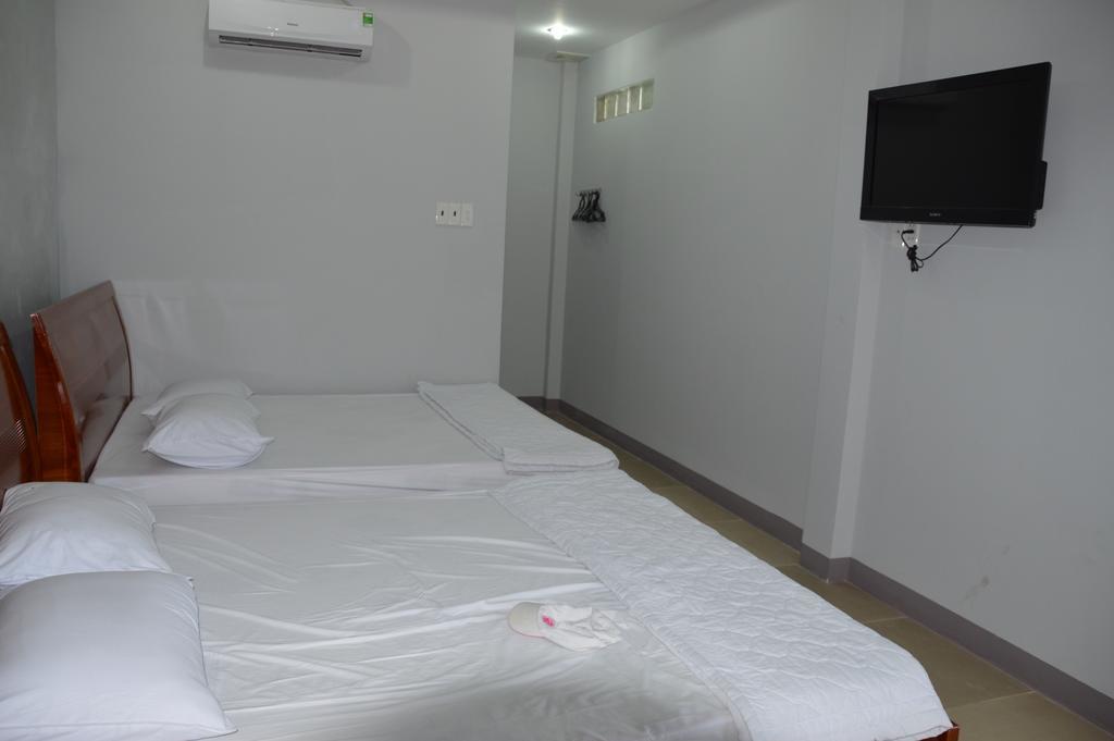 Phung Hoang Motel *
