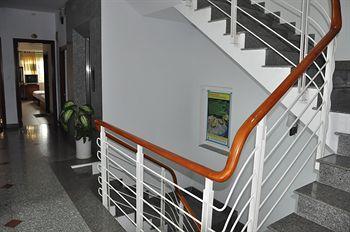 Hotel Sea Wonder 2*