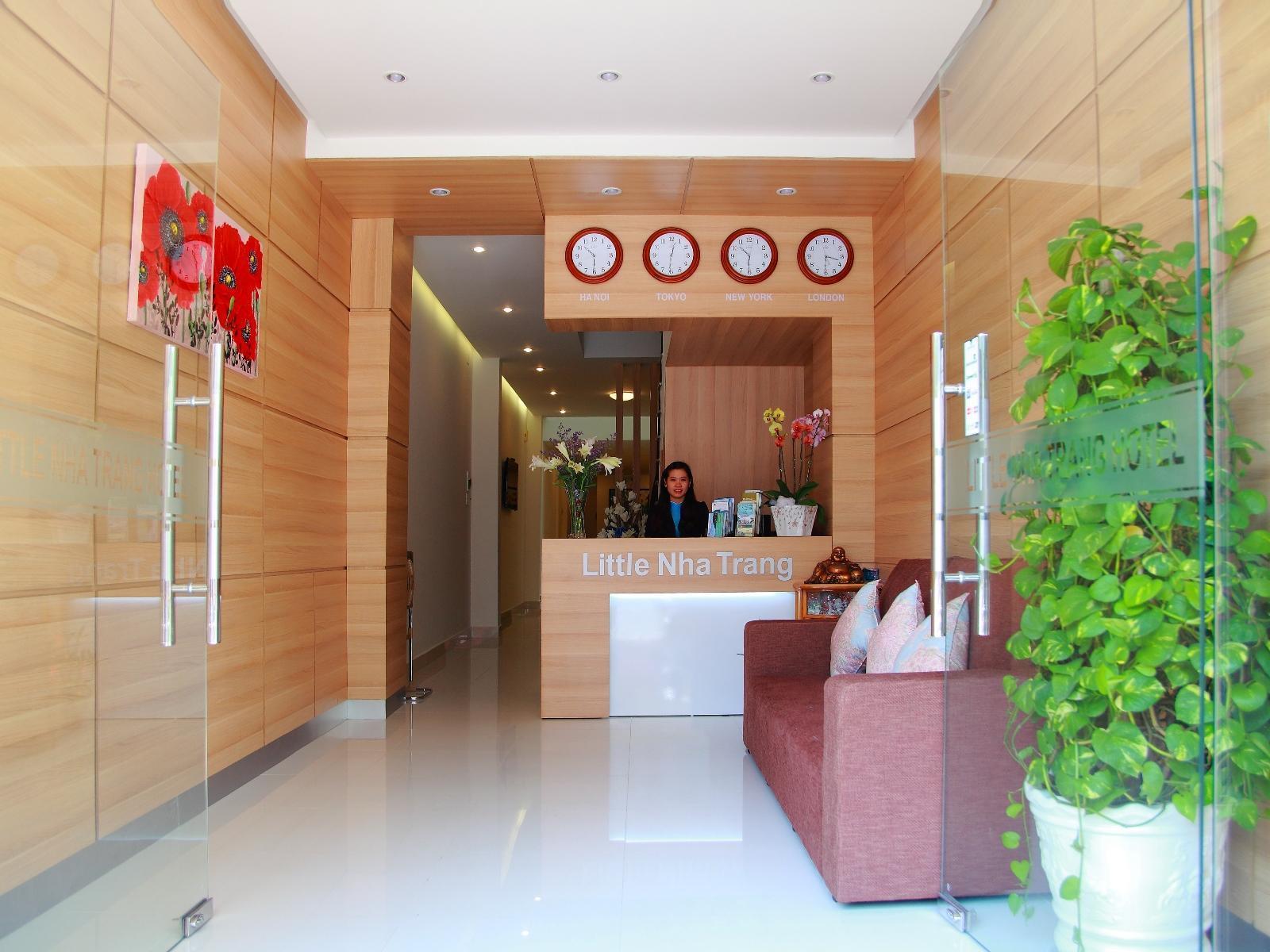 Little Hotel 2*