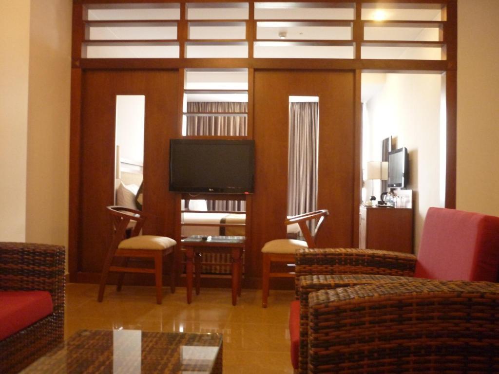 Vian Hotel