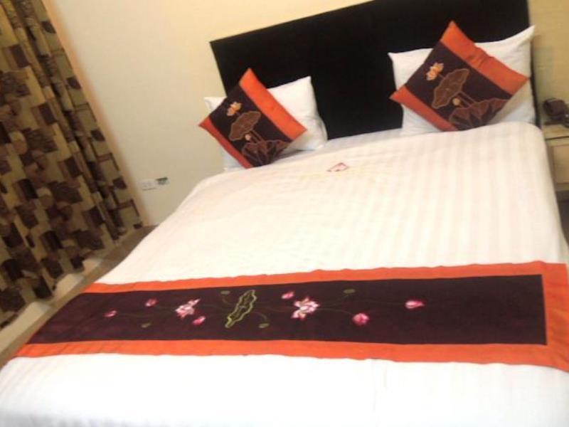 Khách sạn Le Grand Hà Nội - The Ruby 3*