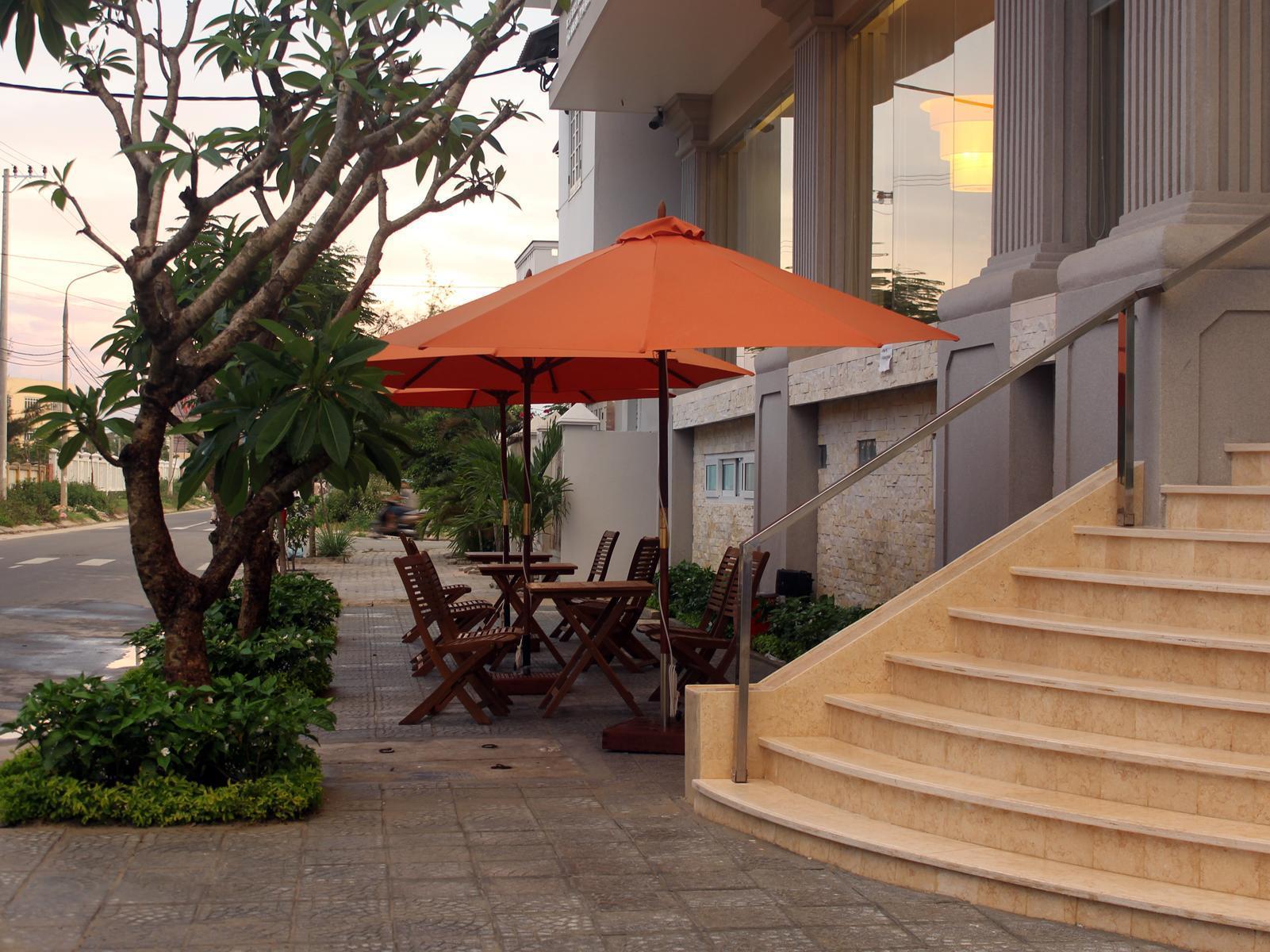 Beach House An Thuong - A Vie Collection Hotel