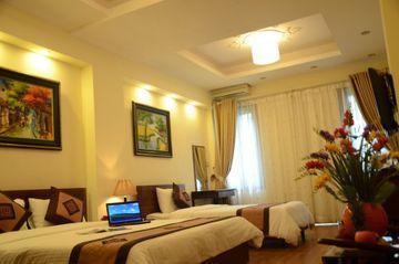 Iris Legend Hotel 3*