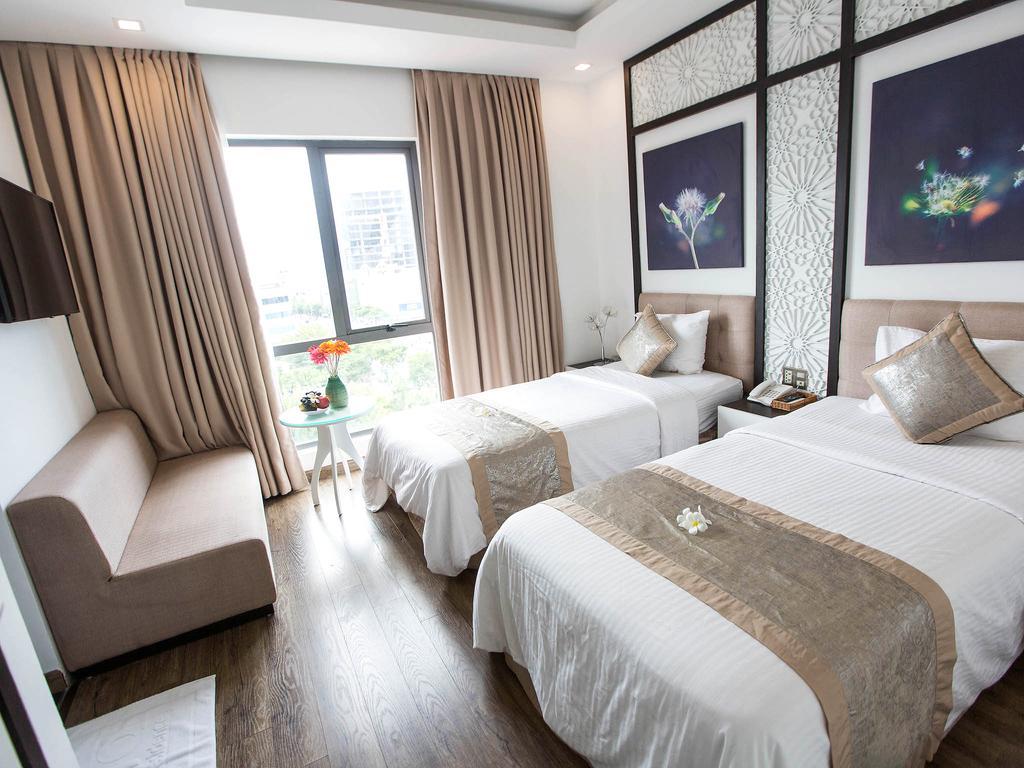 Flora & Đà Nẵng