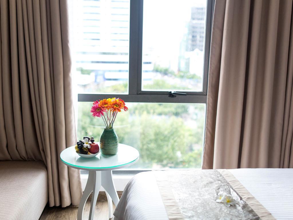 Flora & Hotel