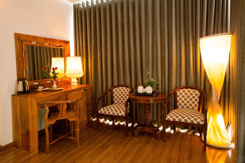Rex & Hotel Nha Trang