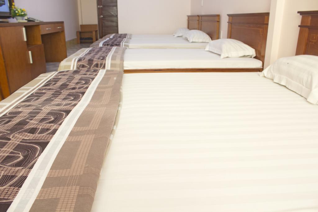Ngan Hang Hotel