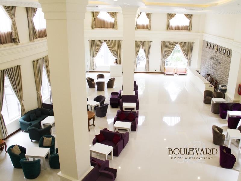 Boulevard 3*