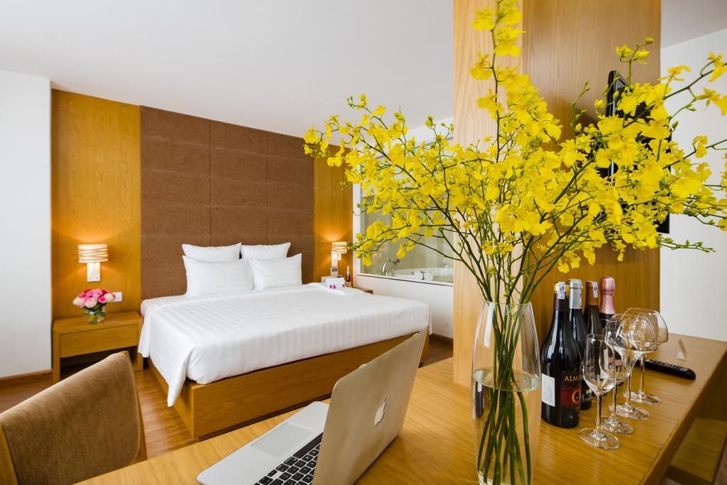 Paradise Saigon Boutique & Ho Chi Minh City