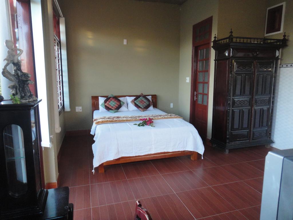 Countryside Homestay *
