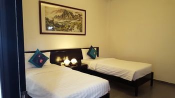 Hostel Phu House *