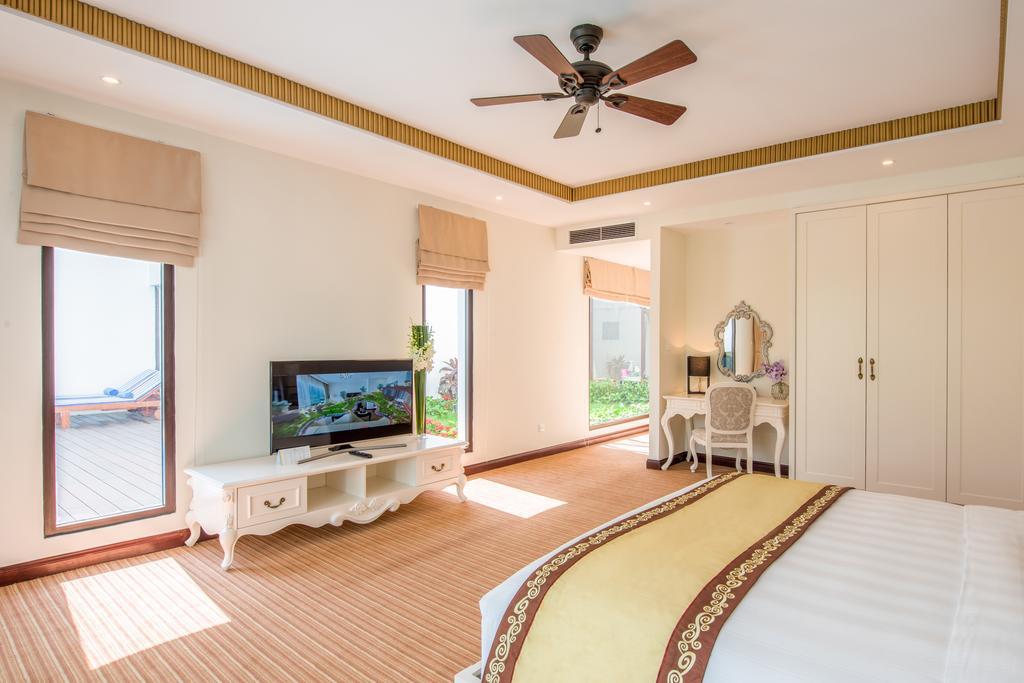 Vinpearl Villa *