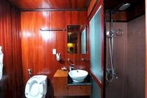 Imperial Cruises  Ha Long