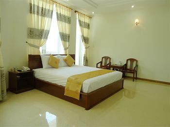 Chau Loan Nha Trang Vinh Hai