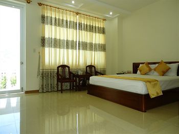Chau Loan Nha Trang