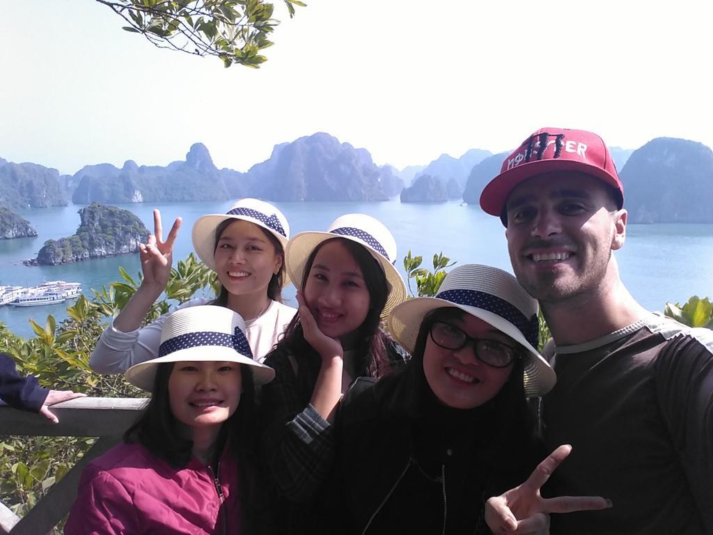 Park 2* Ha Long