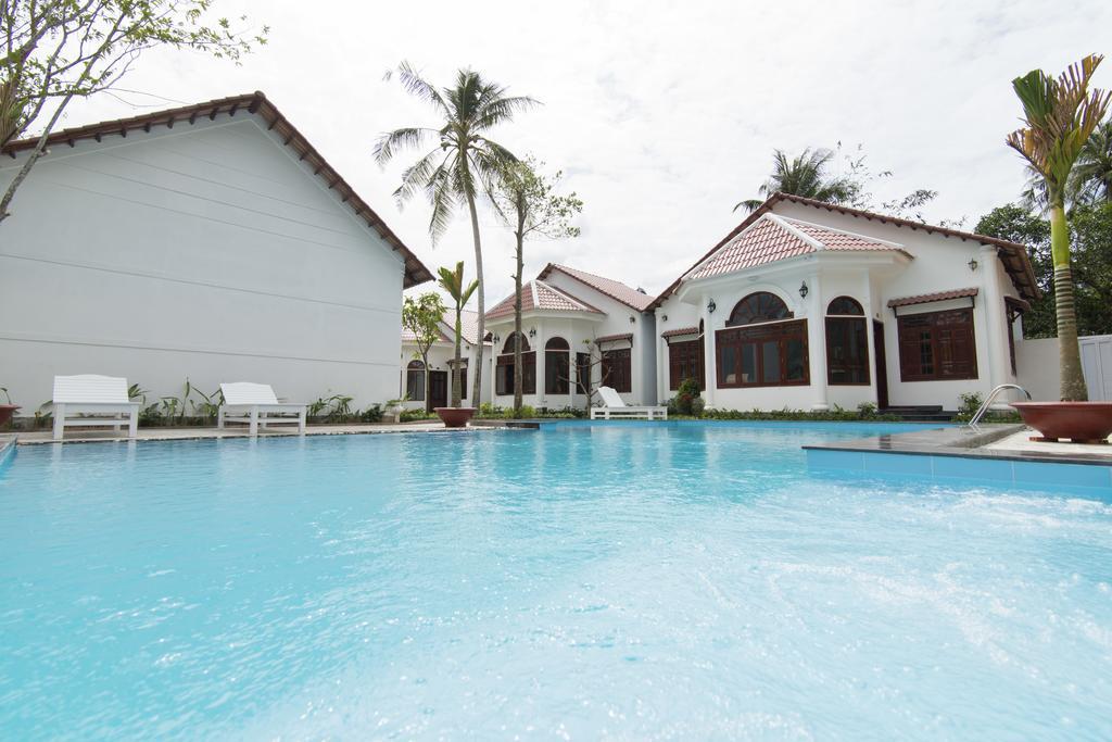 Villa Wings