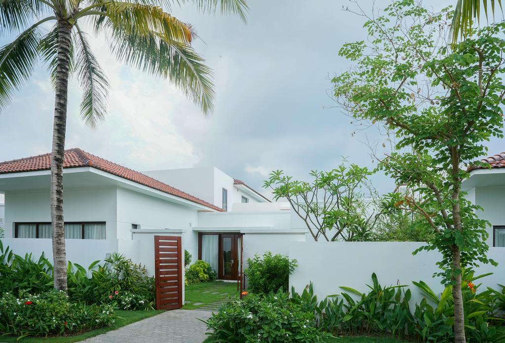 Vinpearl Villa *