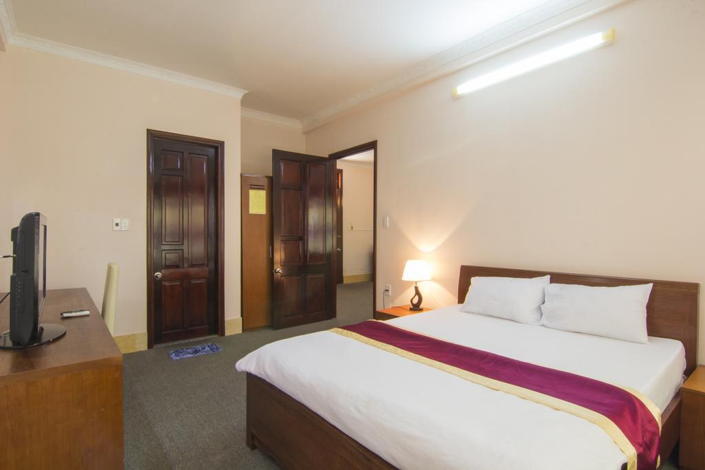 Ngan Hang Hotel