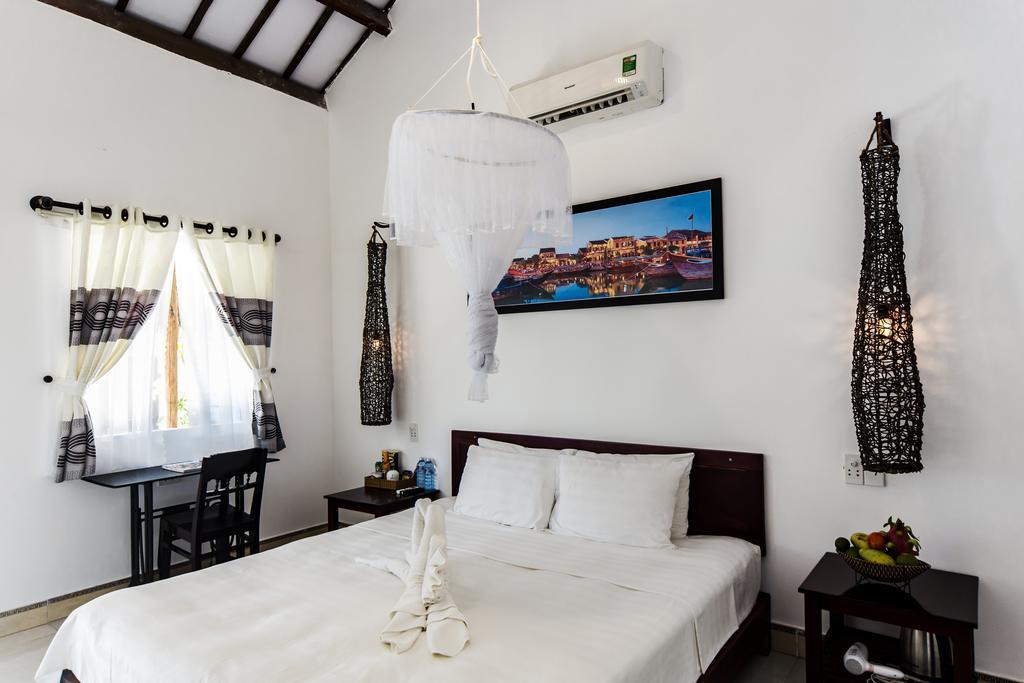 An Bang Vana Villas *