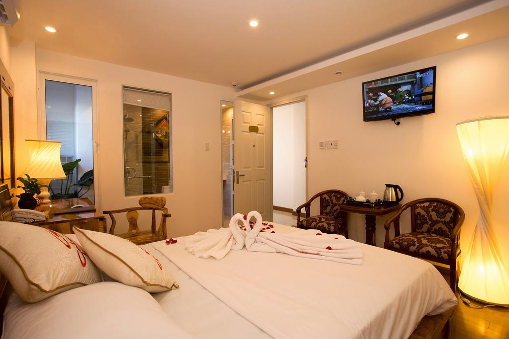 Rex & Nha Trang
