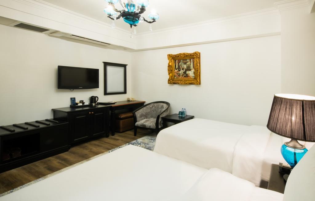A&em Signature Khách sạn 4*