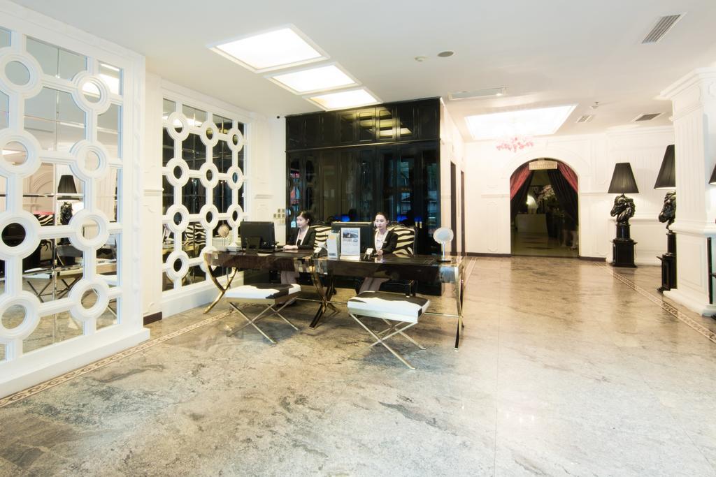 Khách sạn A&em Signature 4*