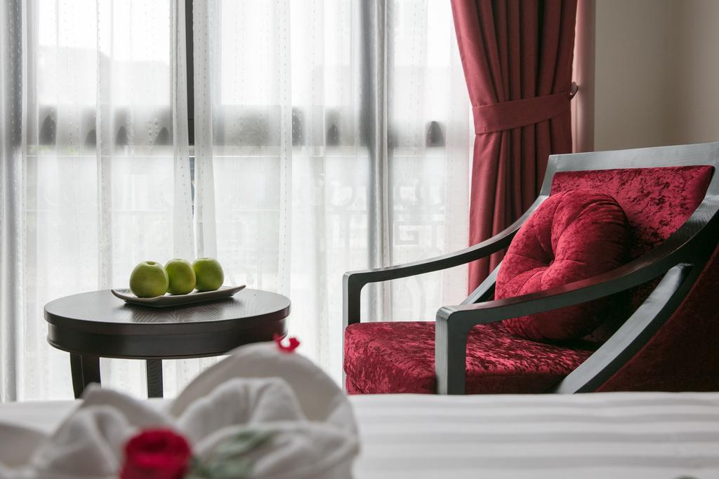 Serene Boutique & Hotel