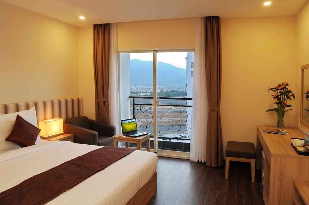 Hotel Db 4*