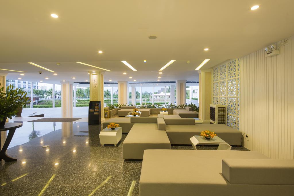 Cham Oasis Condotel Aparthotel 5*