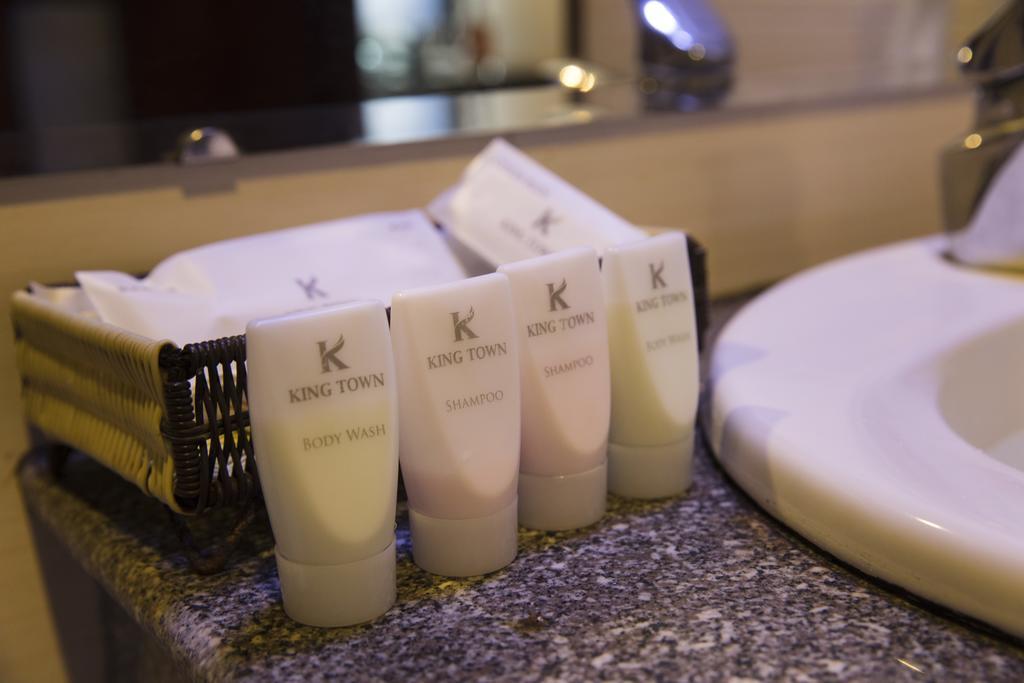 King Town Hotel