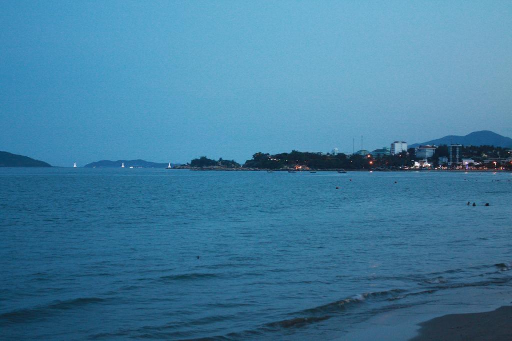 Galaxy - Ngan Ha 3*