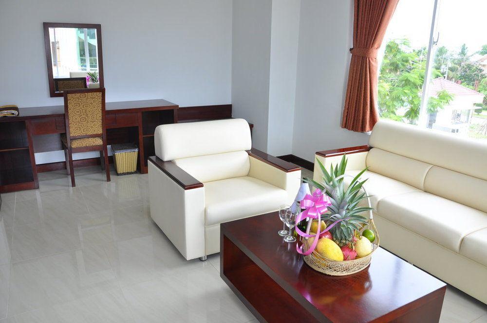 Hòa Bình Khách sạn 4*