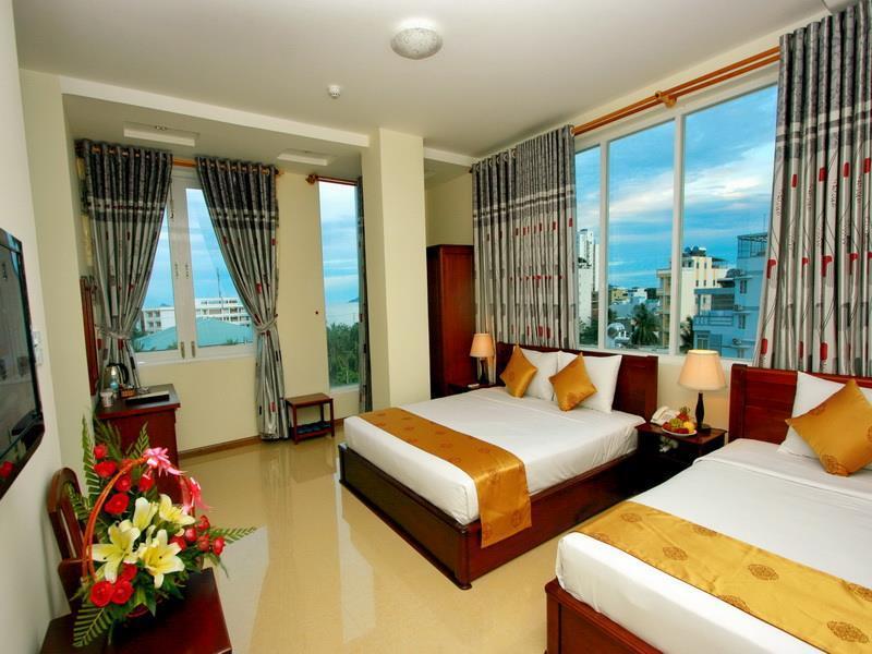 Chau Loan Nha Trang 3*
