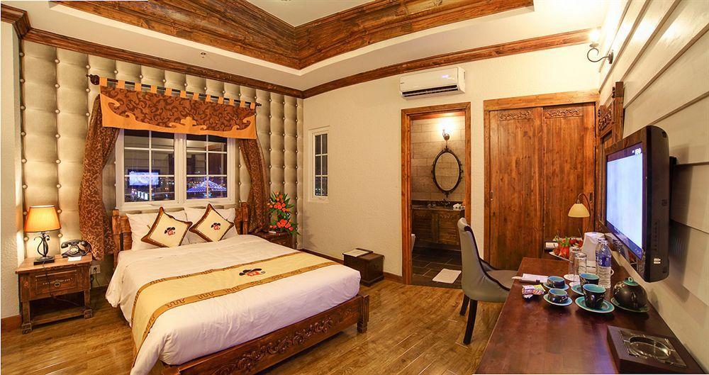 Seventeen Saloon Hotel Da Nang