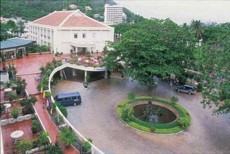 Grand Hotel