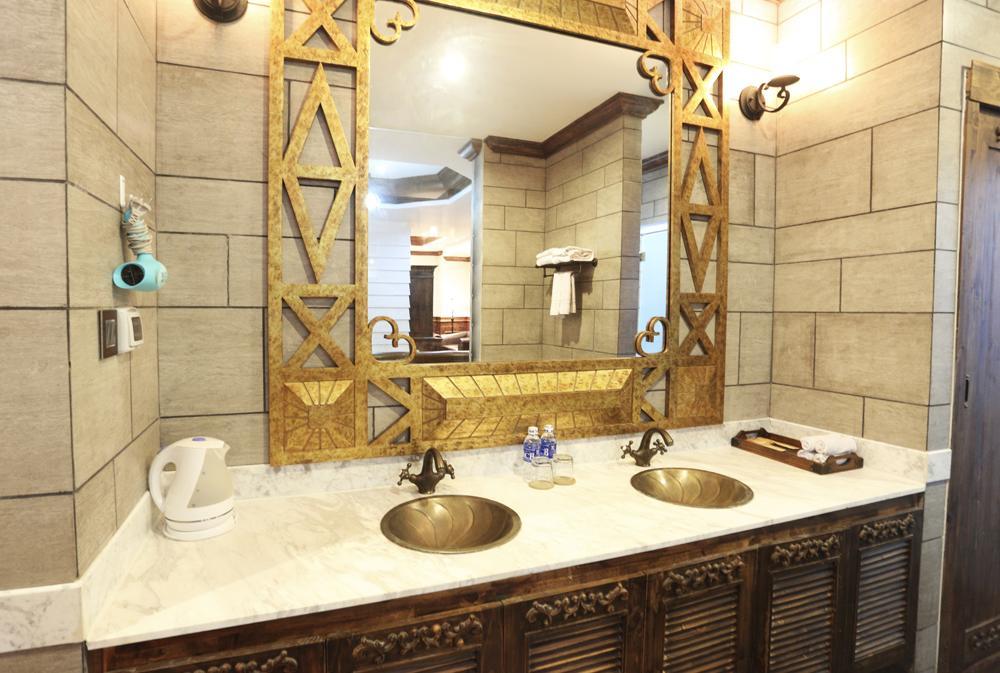 Hotel Seventeen Saloon 3*