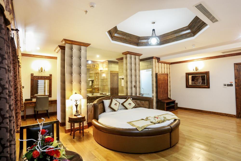 Seventeen Saloon Hotel Da Nang