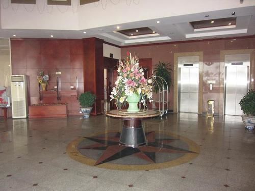 Crown Hotel