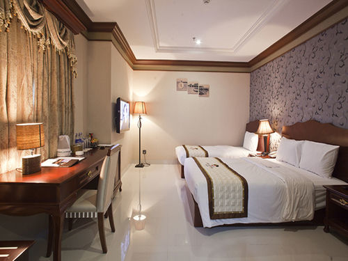 Seventeen Saloon 3* Da Nang