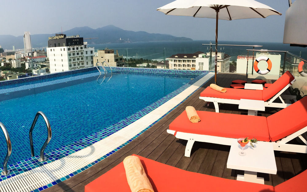 Helios Boutique & 4*