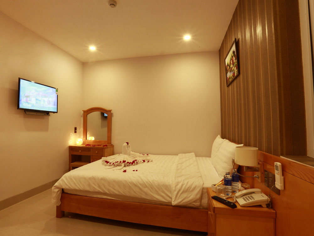 Valentine Khách sạn