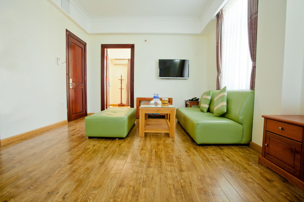 Orchid Hotel 3*