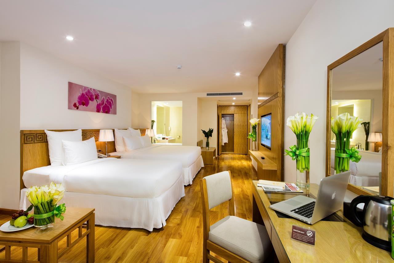 Rosaka Hotel
