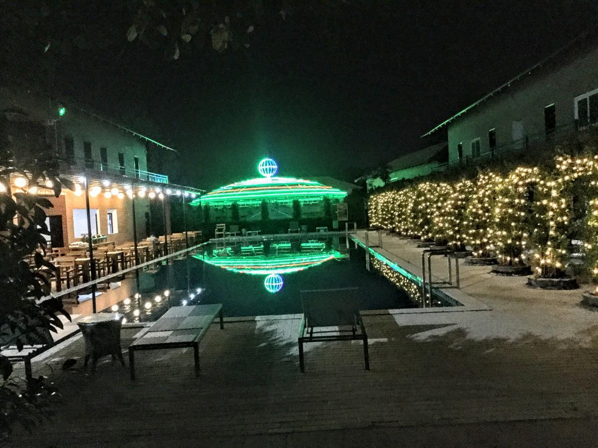 Khu nghỉ mát Countryside Garden & Bar