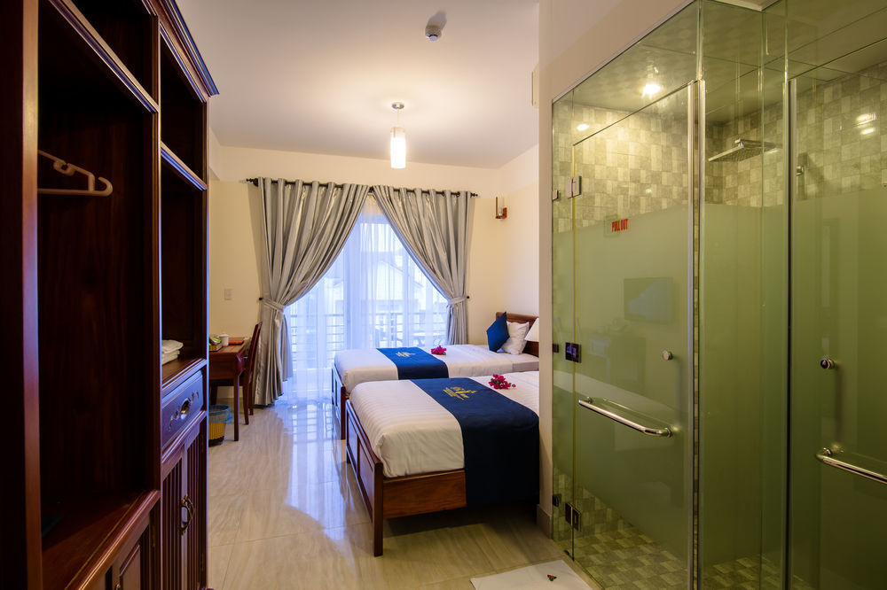 Prince Hotel Hotel 3*